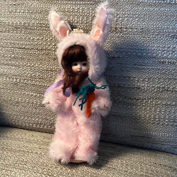 Porcelain doll in Easter bunny outfit - Picture 1 of 9
